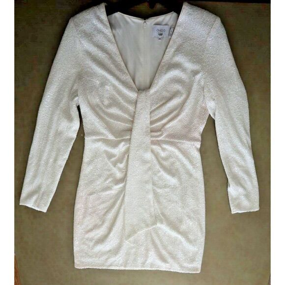One33 Social Women's Sz 10 Ivory Sequined L/S V-Neck Cocktail Mini Dress $365 - Picture 10 of 13